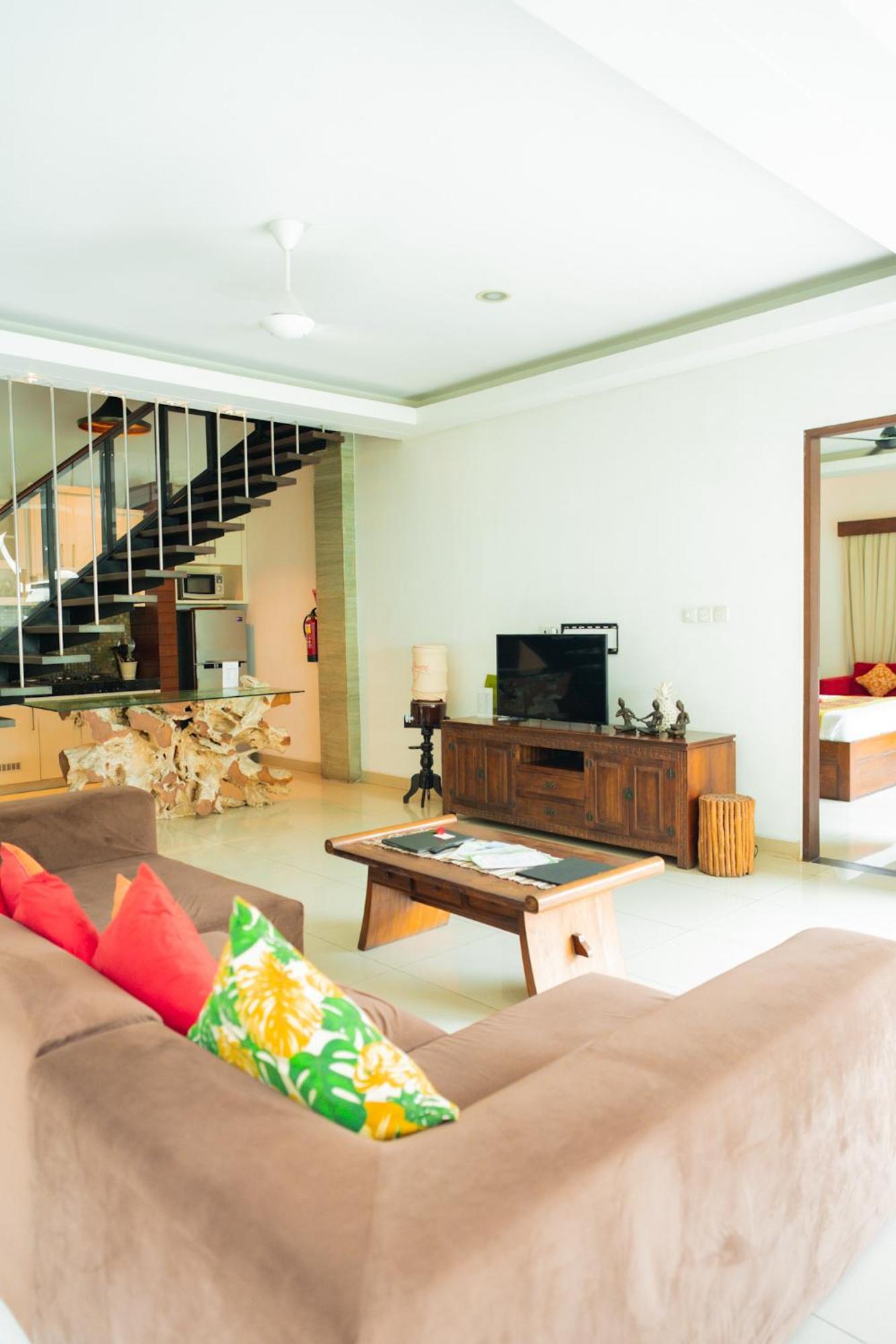 The Kumpi Villas Семиньяк Экстерьер фото